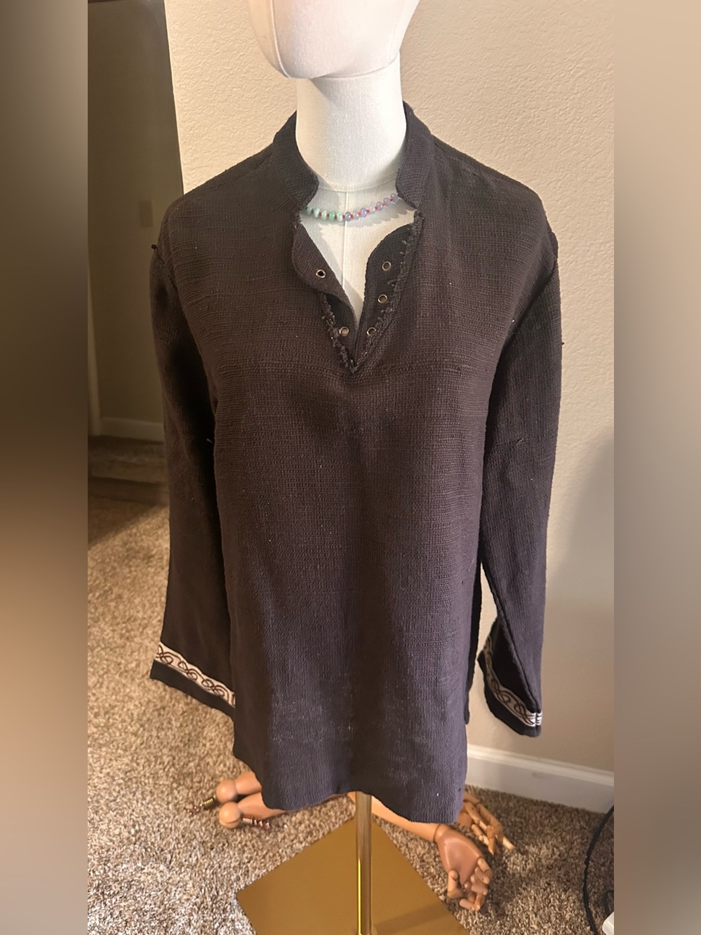 Men's Black Long-Sleeve Henley Shirt